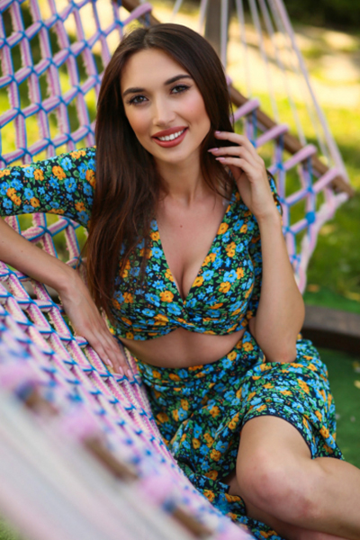 Anastasiya 26 years old Moldova Kishinev, Ukrainian bride profile, ukrainianbridesint.com