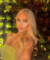 profile of Ukrainian mail order brides Elli Jay