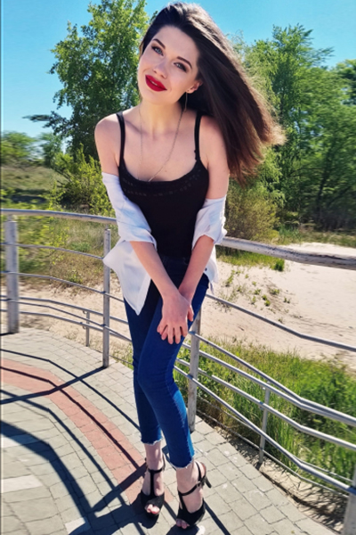 Mariia 30 years old Ukraine Kremenchuk, Ukrainian bride profile, ukrainianbridesint.com