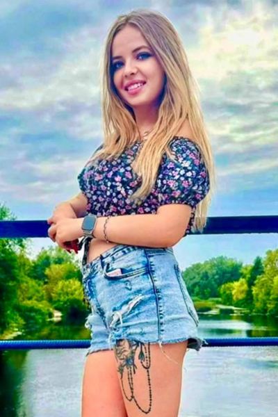 Maryana 25 years old Ukraine Poltava, Ukrainian bride profile, ukrainianbridesint.com