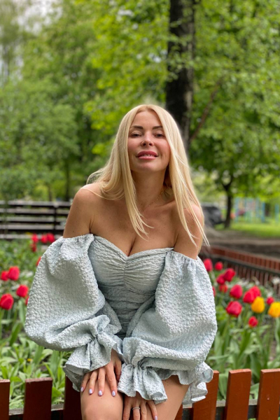 Victoria 45 years old France Cannes, Ukrainian bride profile, ukrainianbridesint.com