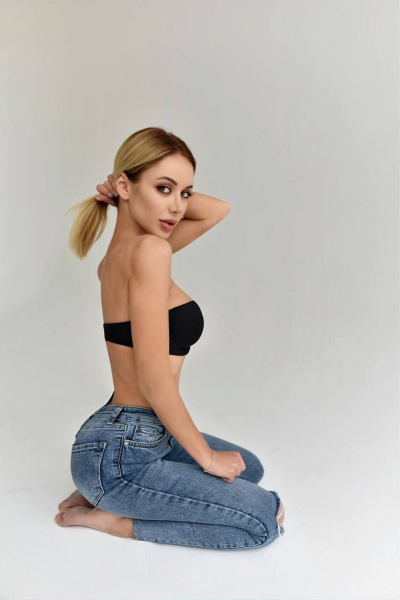 Irina 31 years old Ukraine Kyiv, Ukrainian bride profile, ukrainianbridesint.com