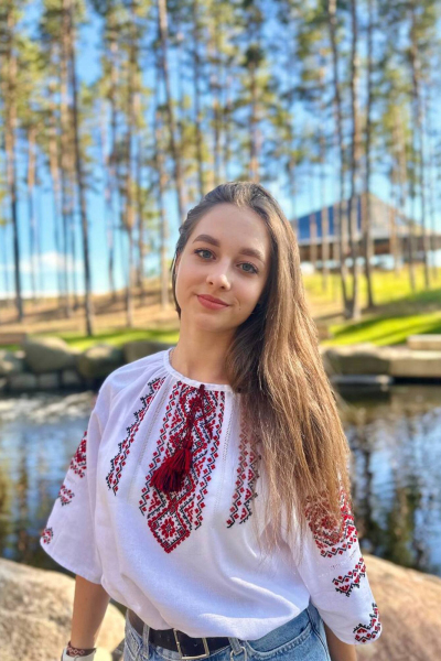 Kristina 21 years old Ukraine Kyiv, Ukrainian bride profile, ukrainianbridesint.com