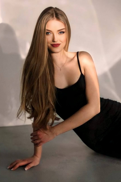 Diana 19 years old Ukraine Cherkasy, Ukrainian bride profile, ukrainianbridesint.com