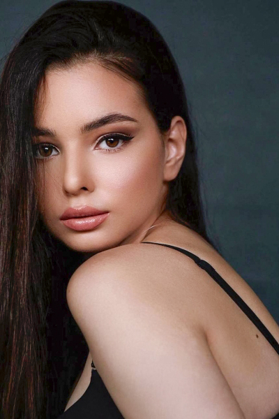Diana 23 years old Ukraine Dnipro, Ukrainian bride profile, ukrainianbridesint.com